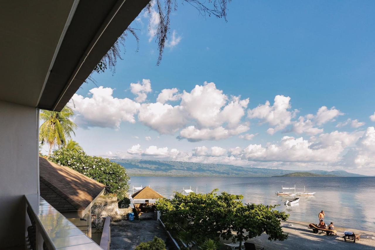 Turtle Bay Dive Resort Moalboal Eksteriør billede